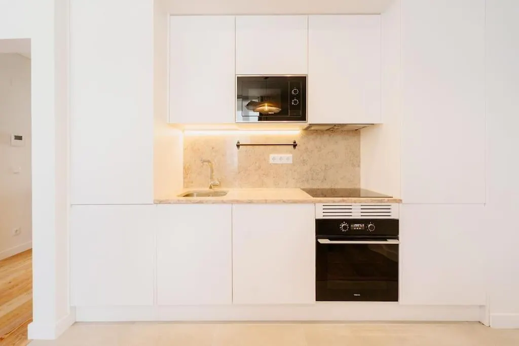Lisbon Orange House - Beautiful Two-Bedroom Apartment 1D Portekiz