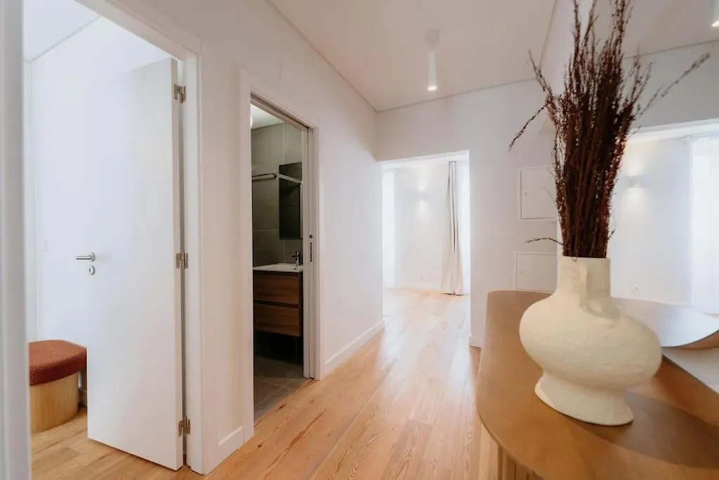 Lisbon Orange House - Beautiful Two-Bedroom Apartment 1D
