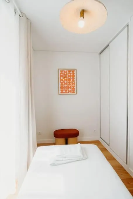 Lisbon Orange House - Beautiful Two-Bedroom Apartment 1D