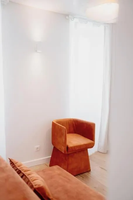 Lisbon Orange House - Beautiful Two-Bedroom Apartment 1D
